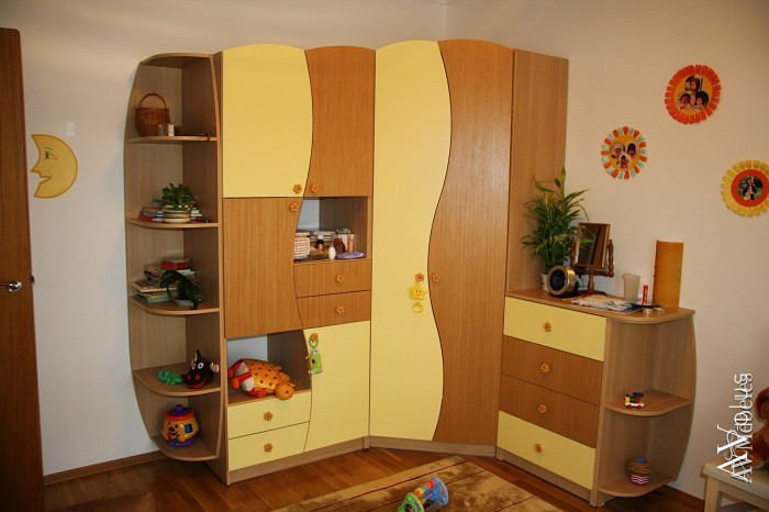 bērnu skapji